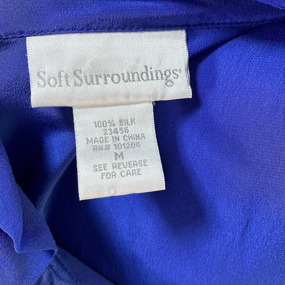SOFT SURROUNDINGS | sz M Womens Blue Ruffle Collar Silk Button Down Shirt - Picture 4 of 4